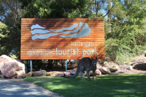 Гостиница Halls Gap Lakeside Tourist Park  Холс Гэп